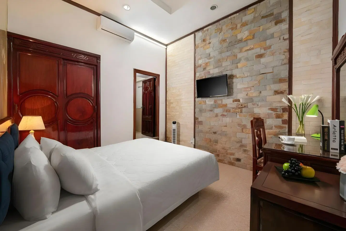 Little Hanoi Diamond Hotel ROOM_EXAMPLE