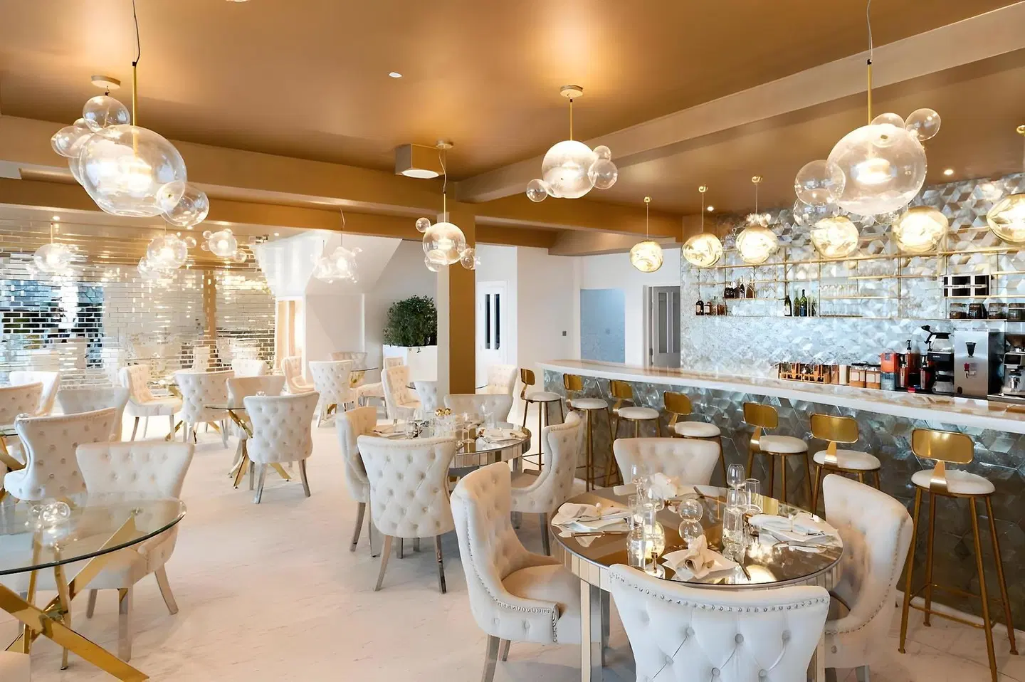 Premier Inn Newquay (Seafront) Restaurant
