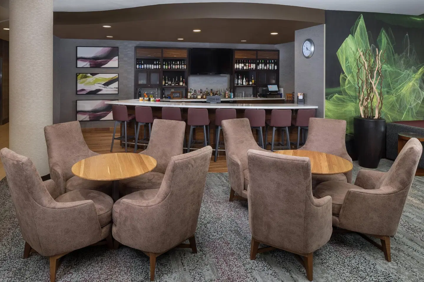 Courtyard by Marriott Anniston Oxford Bar