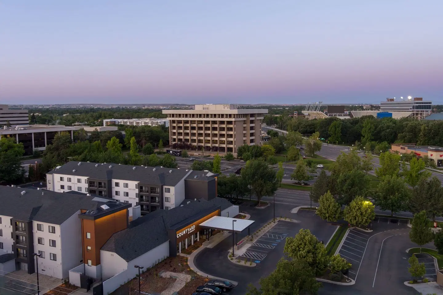 Courtyard by Marriott Boise Downtown EXTERIOR