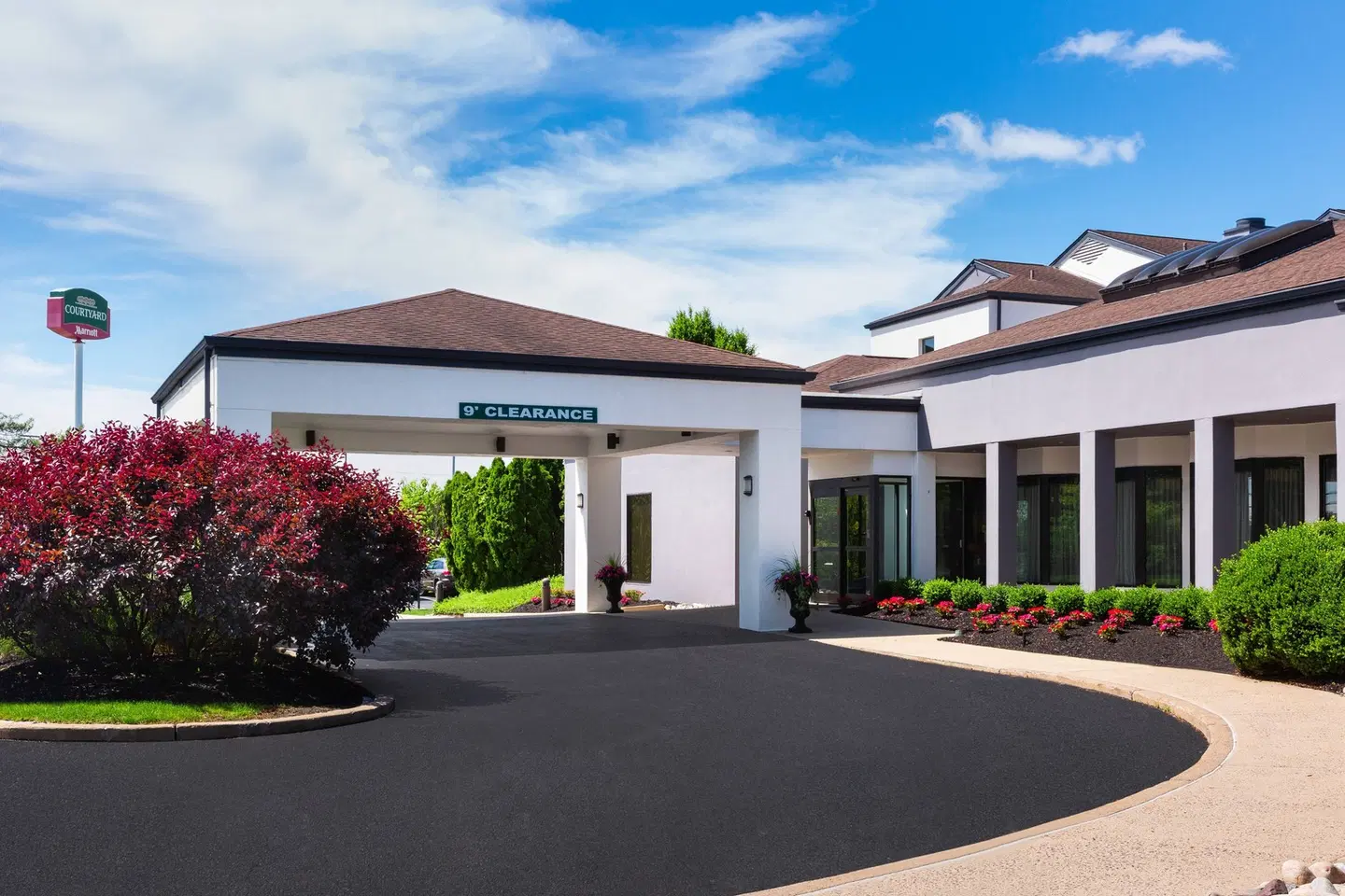 Courtyard by Marriott Philadelphia Willow Grove EXTERIOR