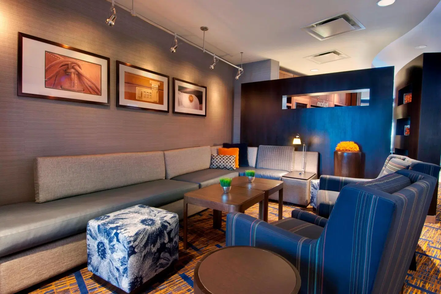Courtyard by Marriott Madison East ROOM_EXAMPLE