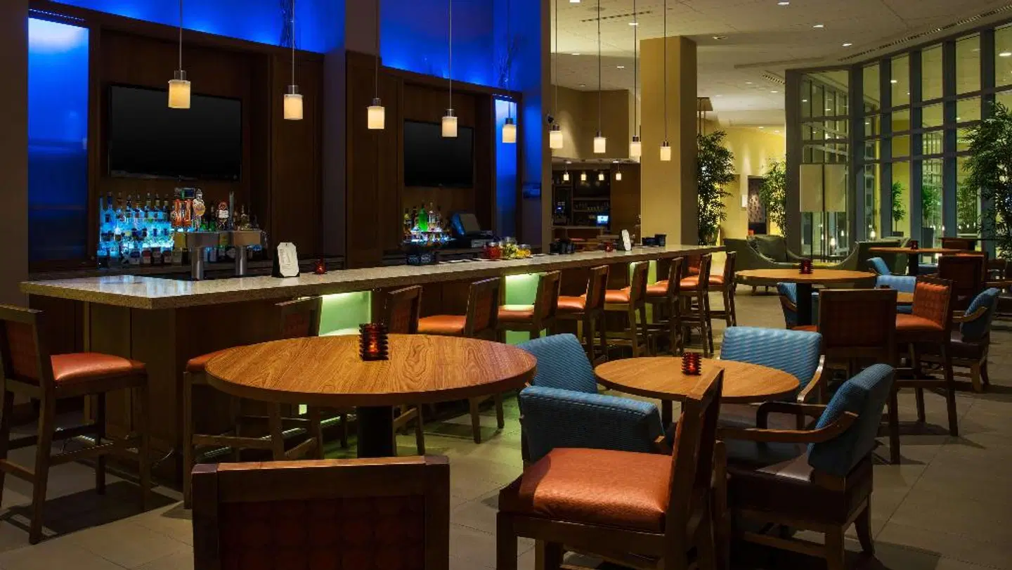 Hyatt Place Delray Beach Bar