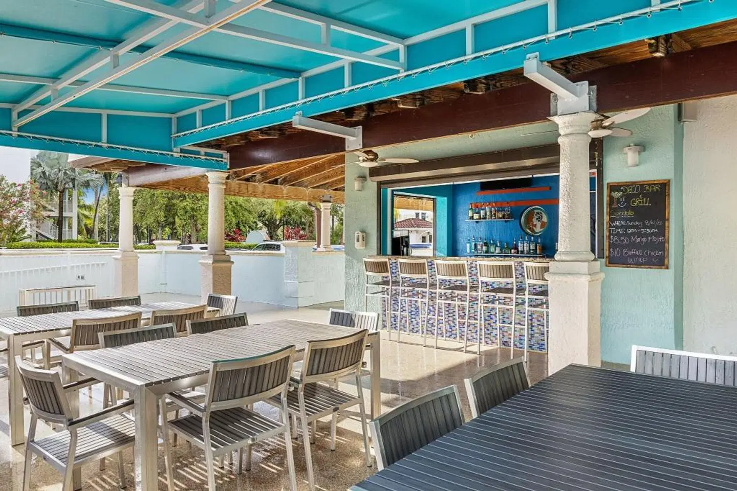 Marriott's Villas at Doral Bar