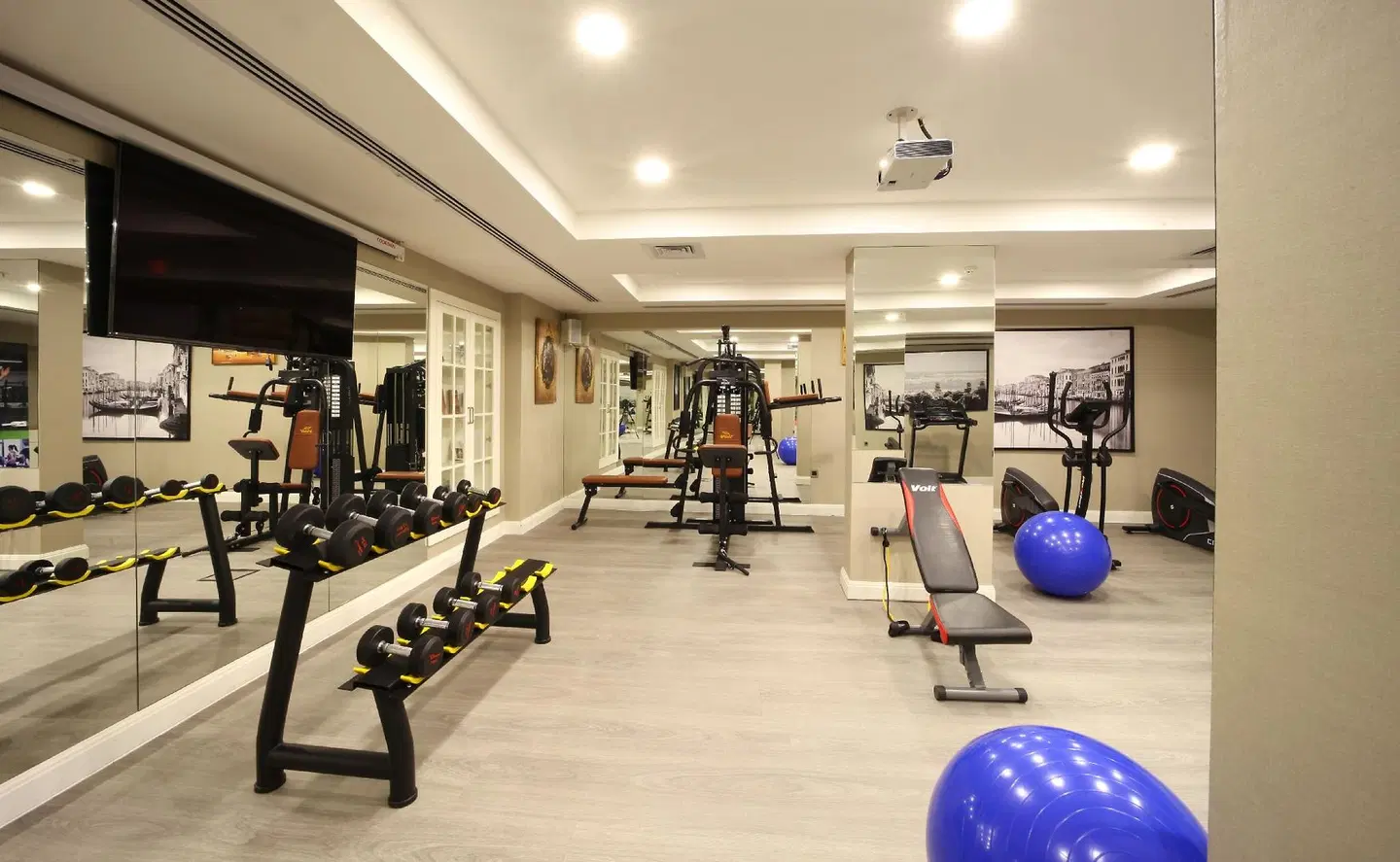 Berjer Hotel SPORTS_AND_LEISURE