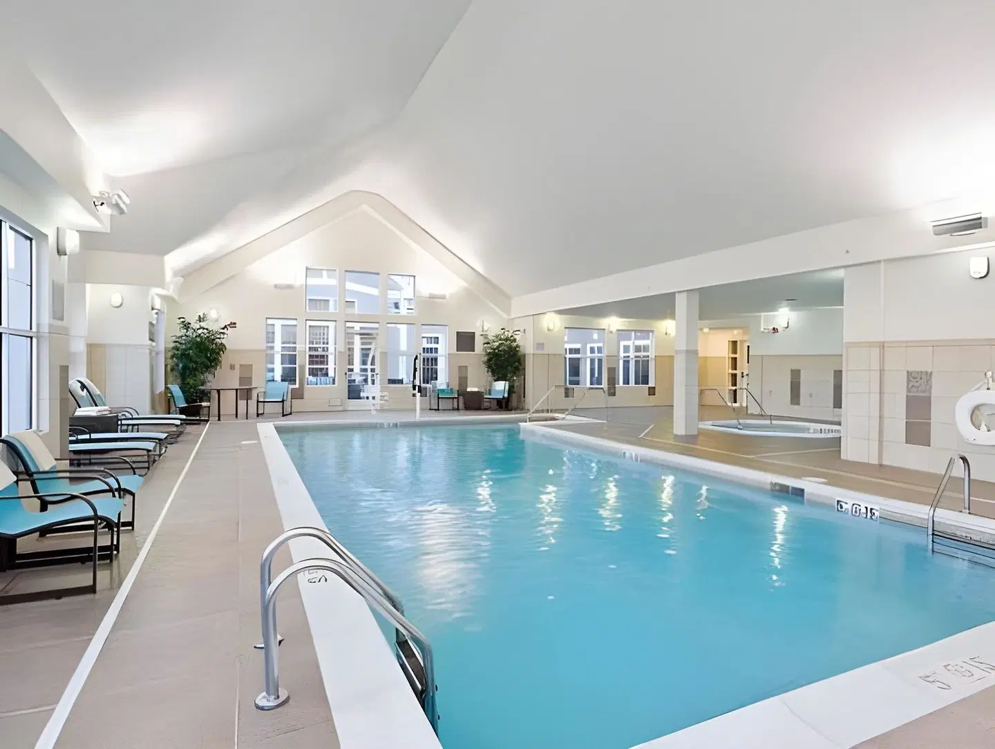 Residence Inn by Marriott Fargo Hallenbad