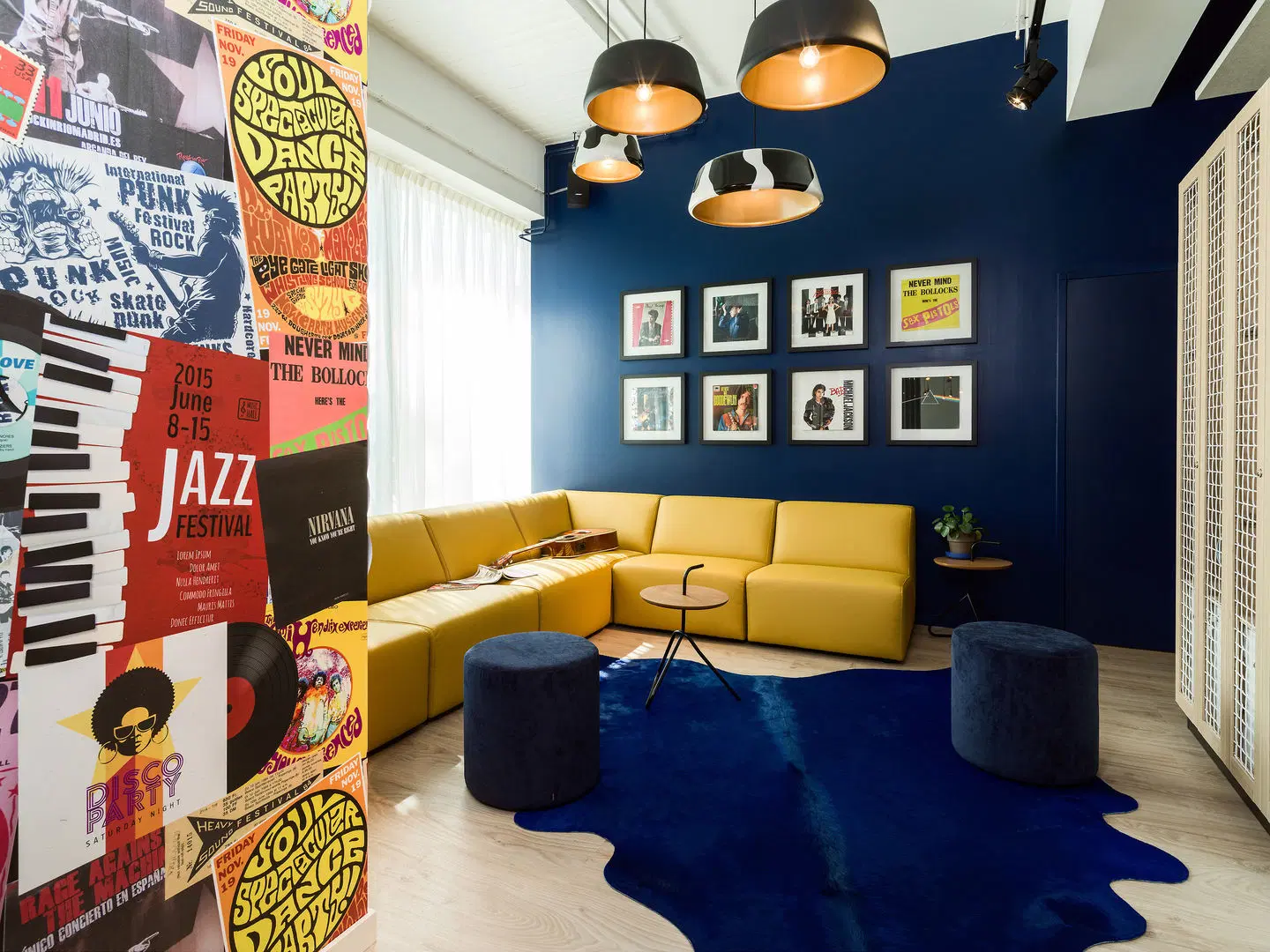 Holiday Inn - the niu, Dairy Haarlem LOUNGE_LOBBY
