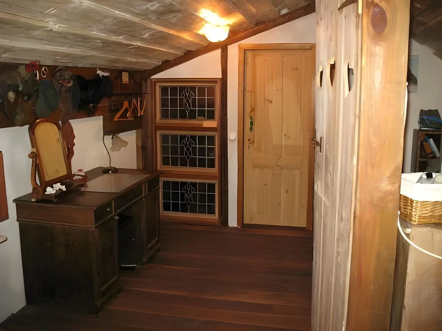 Raven's BnB Bar