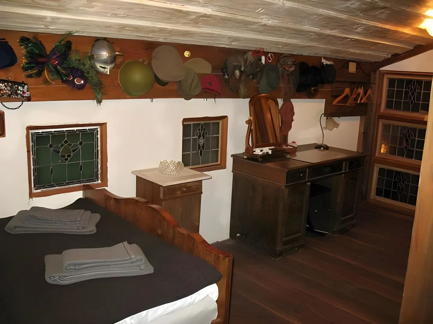 Raven's BnB Bar
