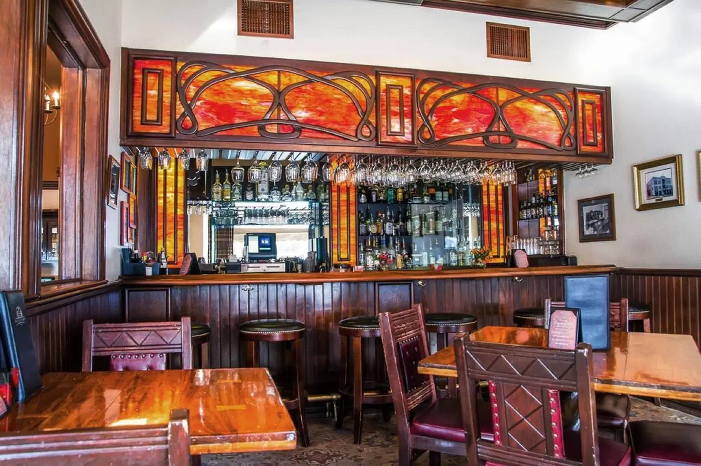 Hassayampa Inn Bar