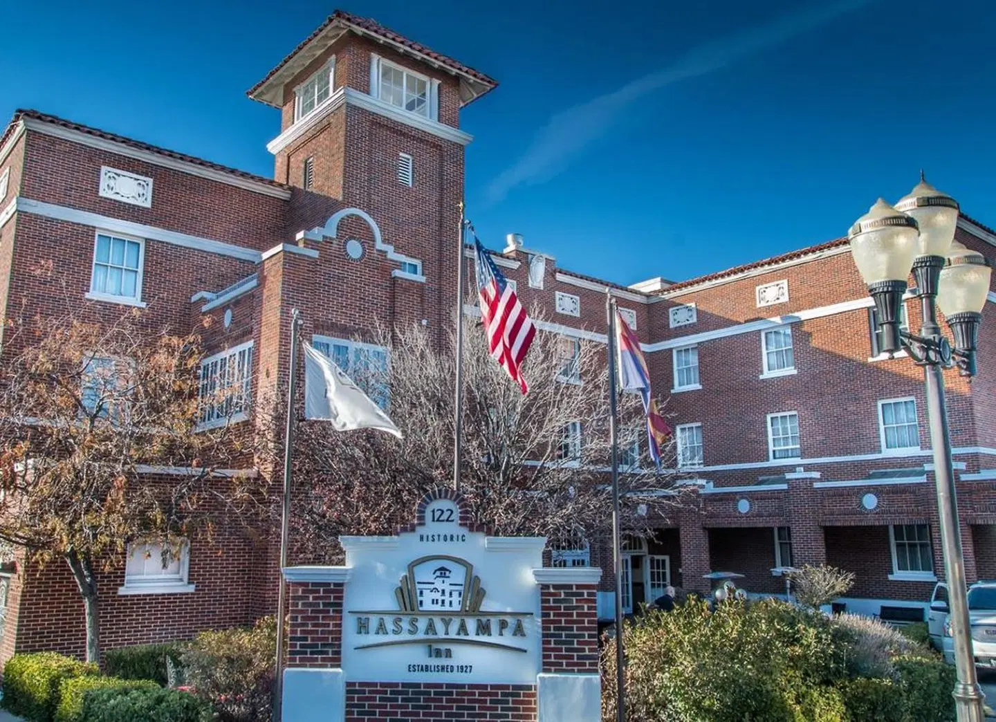 Hassayampa Inn EXTERIOR