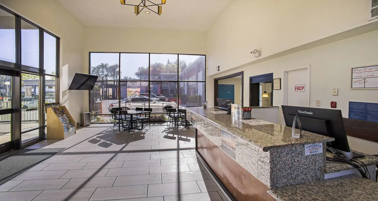 SureStay Plus Hotel by Best Western Sacramento North LOUNGE_LOBBY