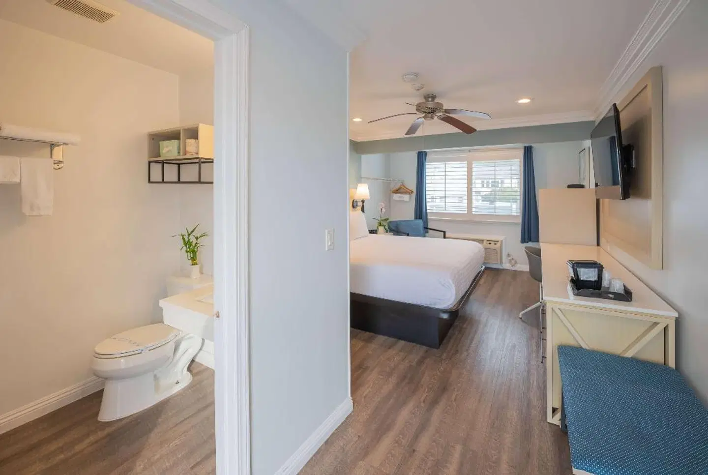 Ramada Limited Redondo Beach ROOM_EXAMPLE