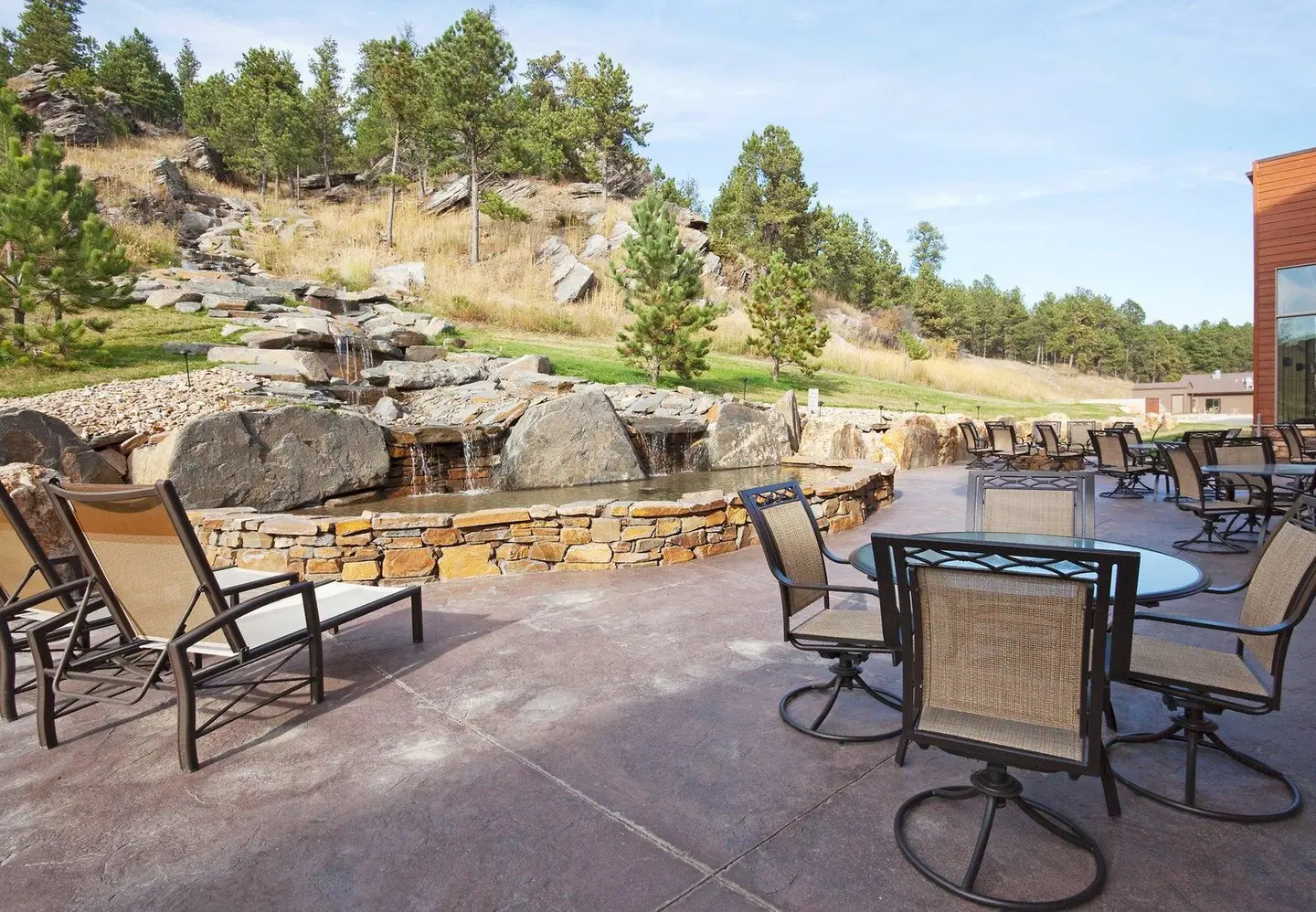 Holiday Inn Express & Suites Custer by IHG Terrasse