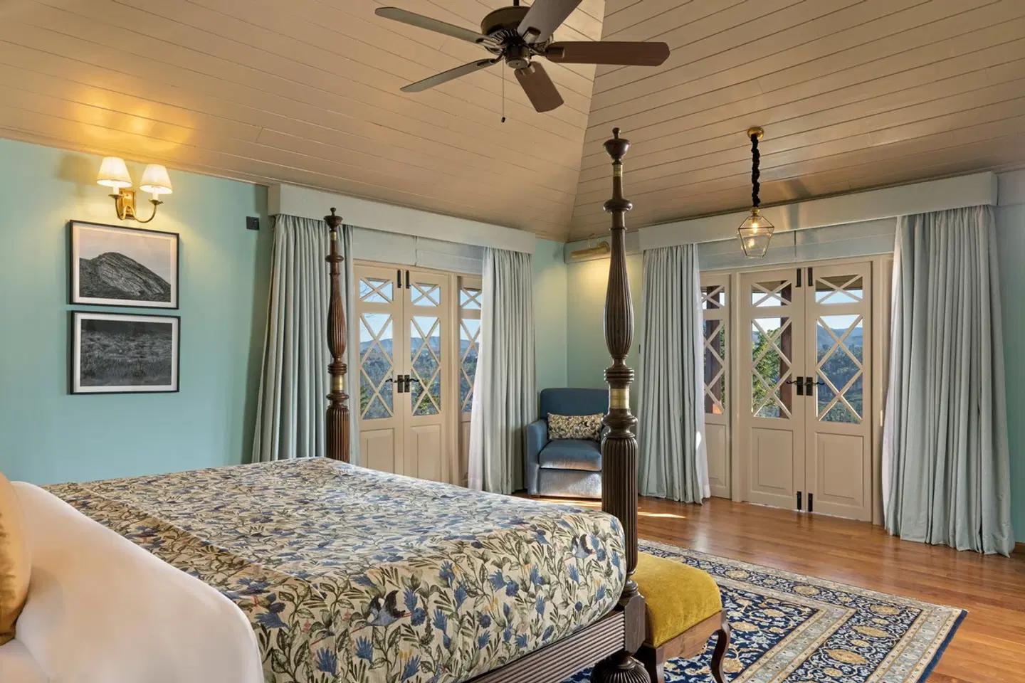 Uga Halloowella ROOM_EXAMPLE