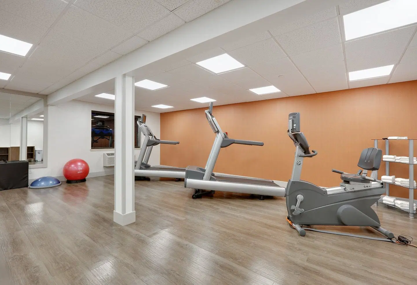 Holiday Inn Express & Suites Scottsbluff-Gering by IHG SPORTS_AND_LEISURE
