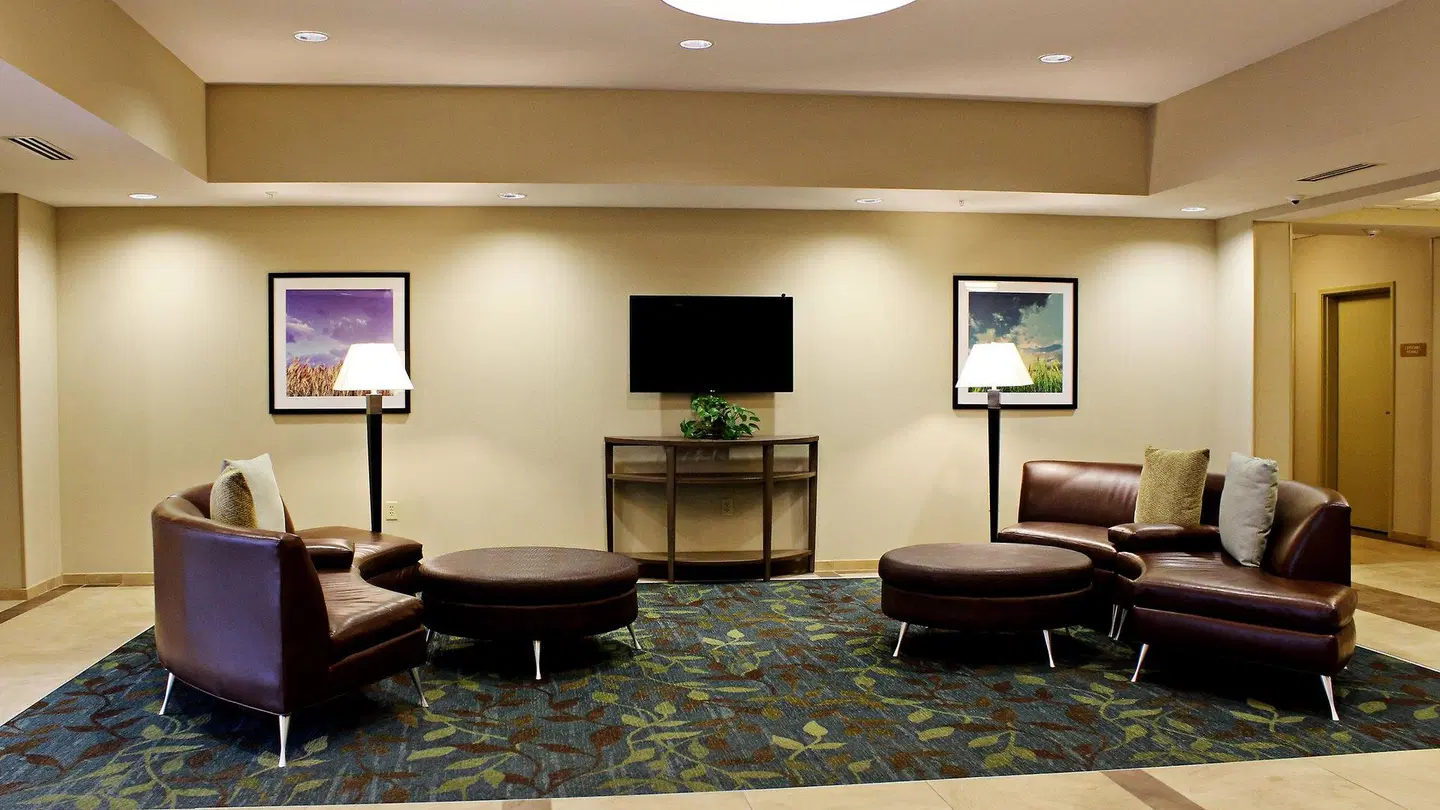 Candlewood Suites Sioux City - Southern Hills by IHG ROOM_EXAMPLE