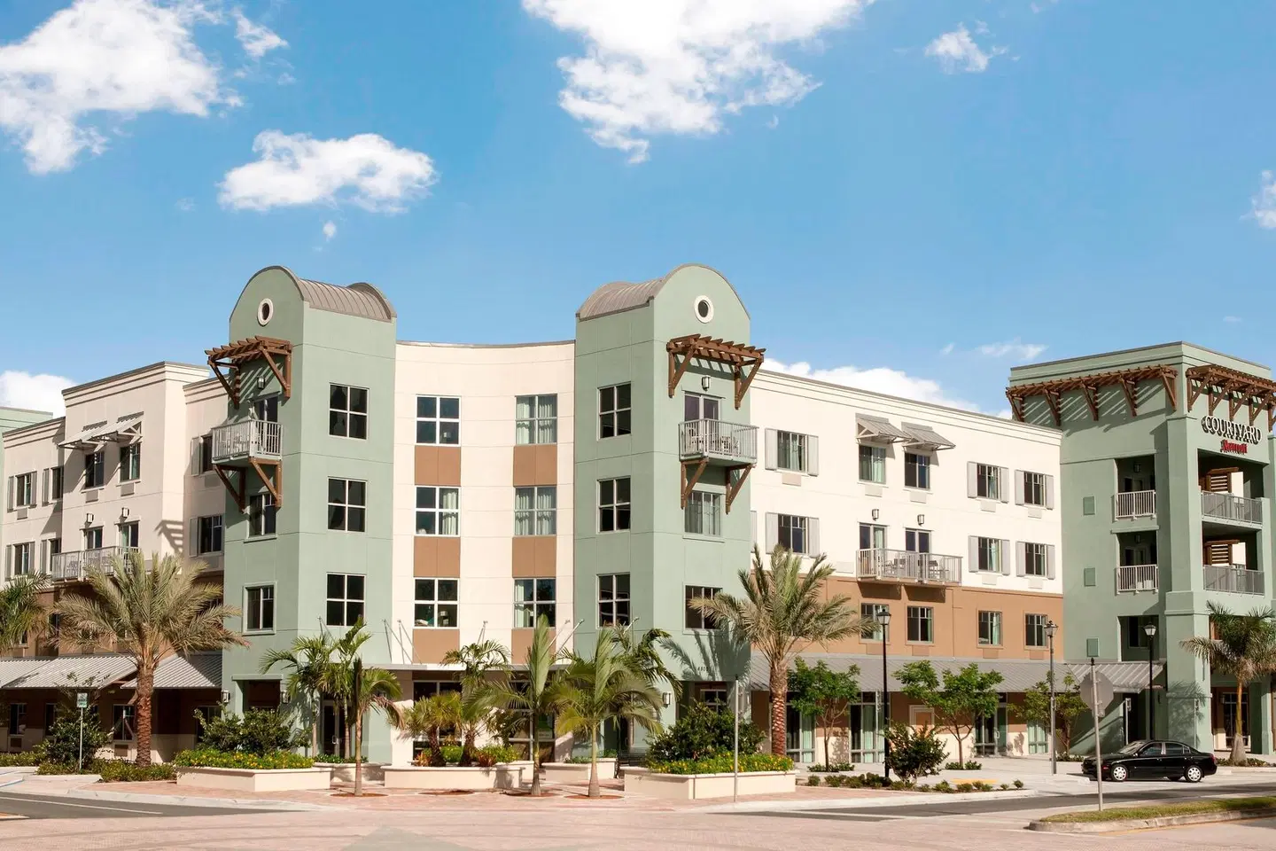 Courtyard by Marriott Palm Beach Jupiter EXTERIOR