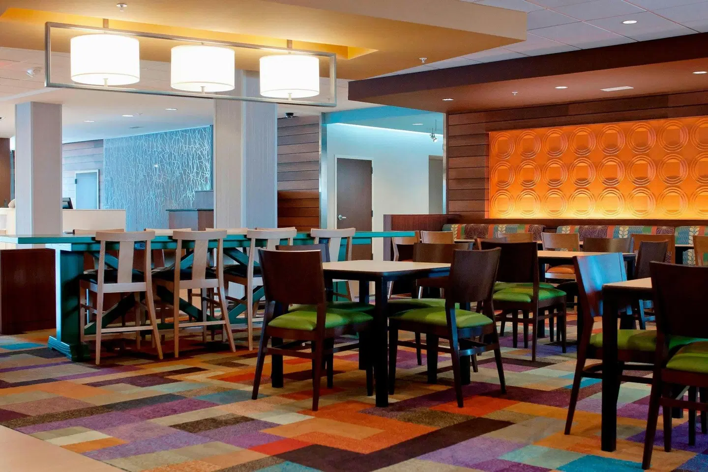 Fairfield by Marriott Inn & Suites Des Moines Urbandale Bar