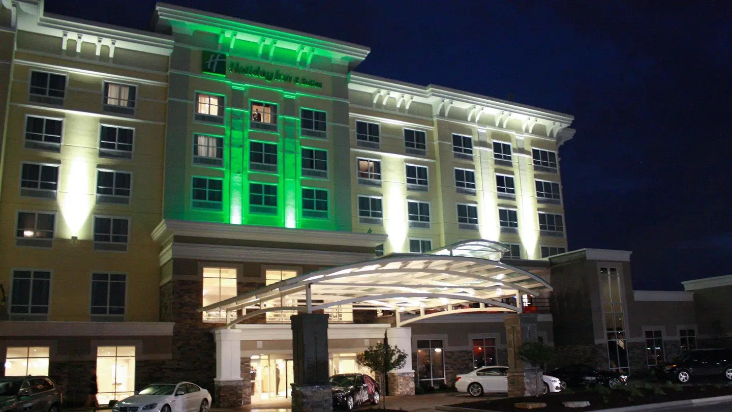 Holiday Inn & Suites Davenport by IHG EXTERIOR