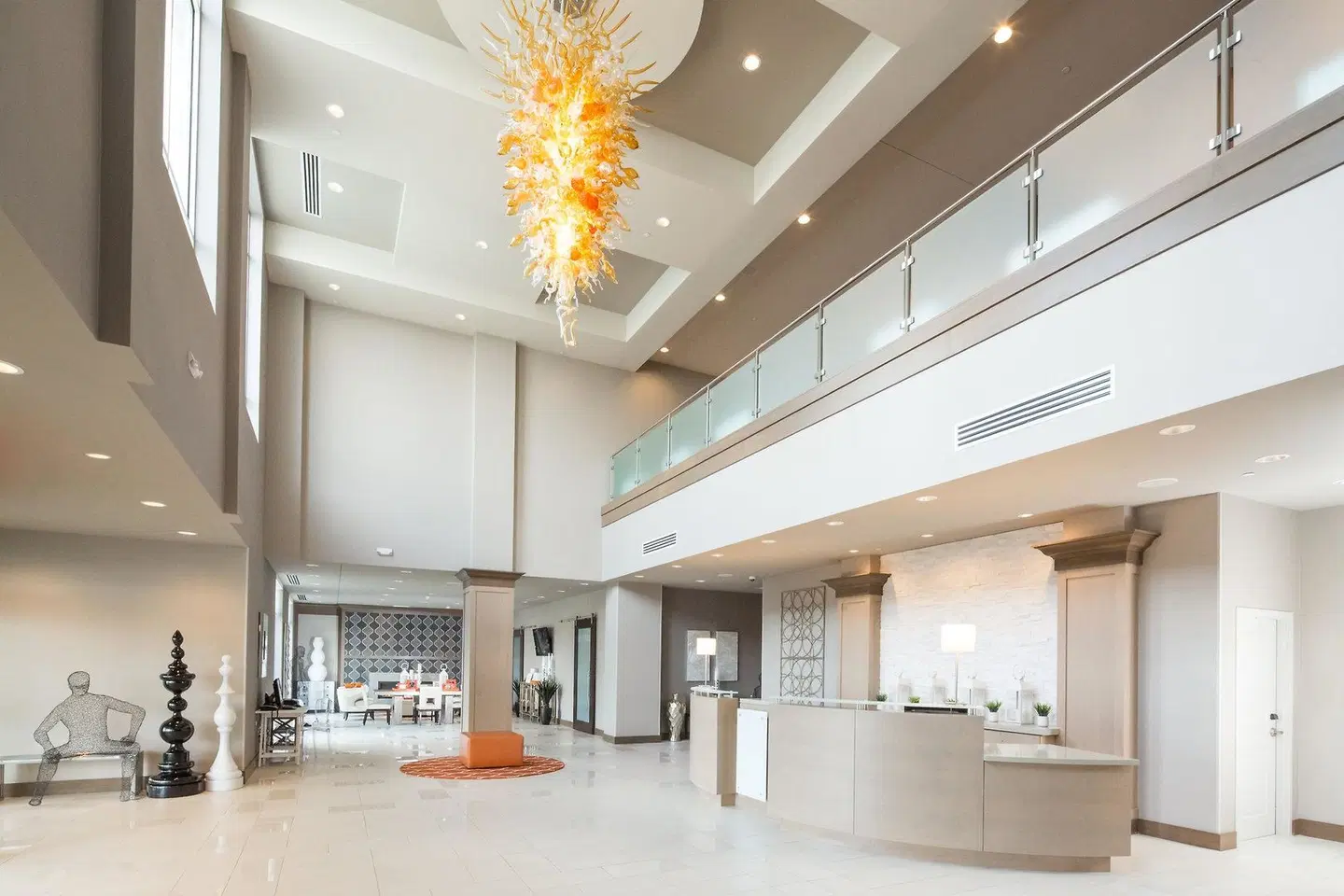 Holiday Inn & Suites Davenport by IHG LOUNGE_LOBBY