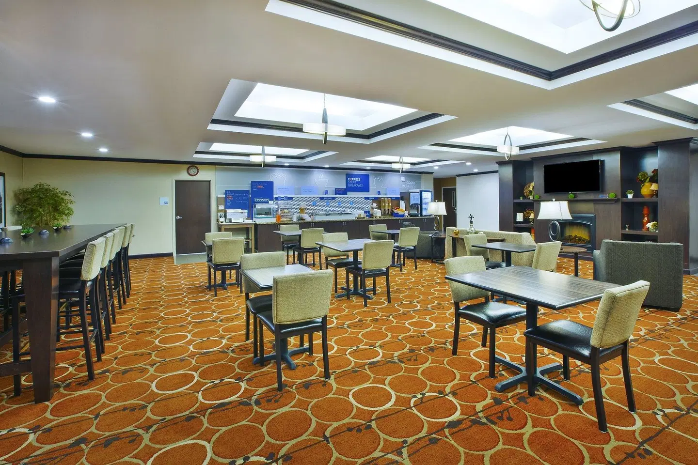 Holiday Inn Express & Suites Washington - Meadow Lands by IHG Restaurant