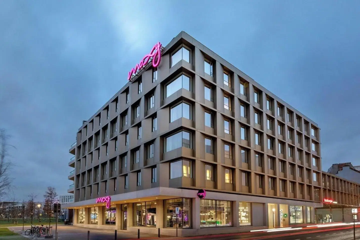 Moxy Antwerp EXTERIOR