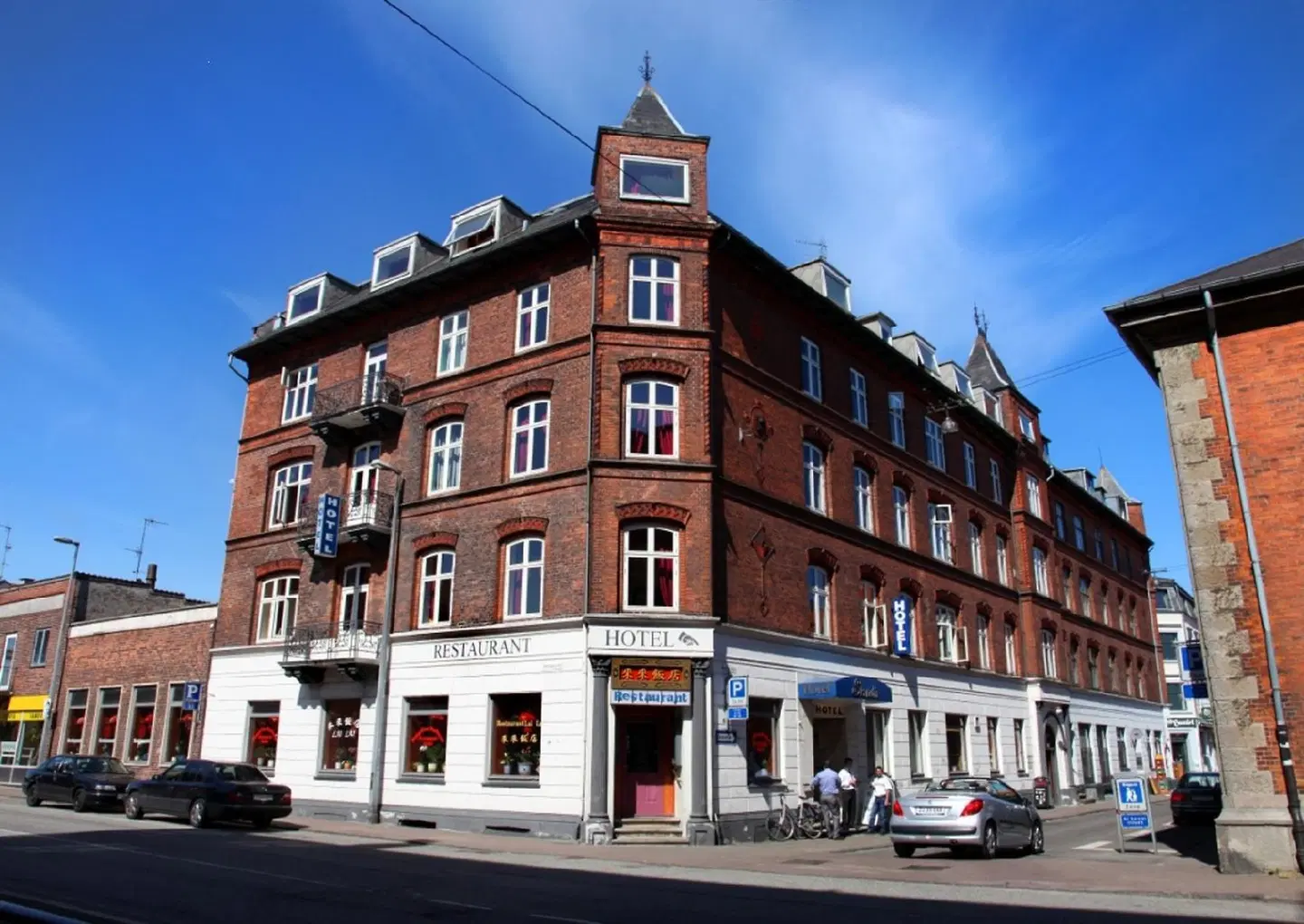 Skandia EXTERIOR