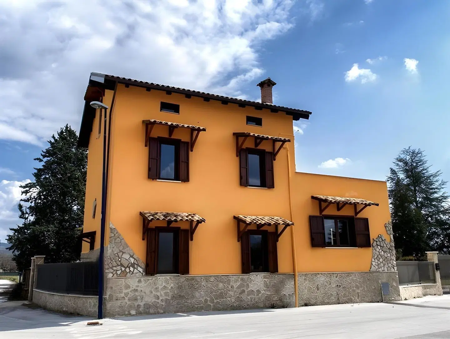 La Sorgente EXTERIOR