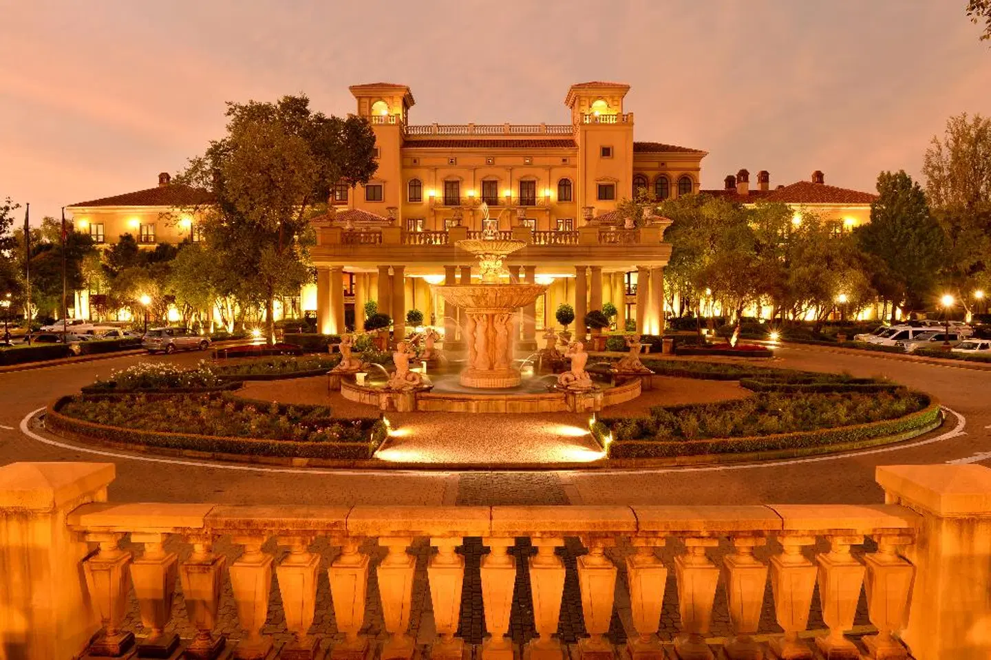 Palazzo Hotel Montecasino EXTERIOR
