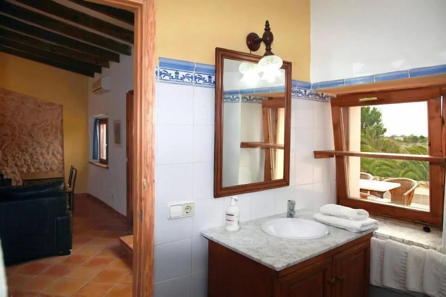 Finca Son Guardiola Badezimmer