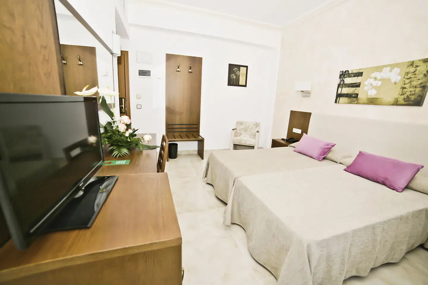 Cala Gat ROOM_EXAMPLE