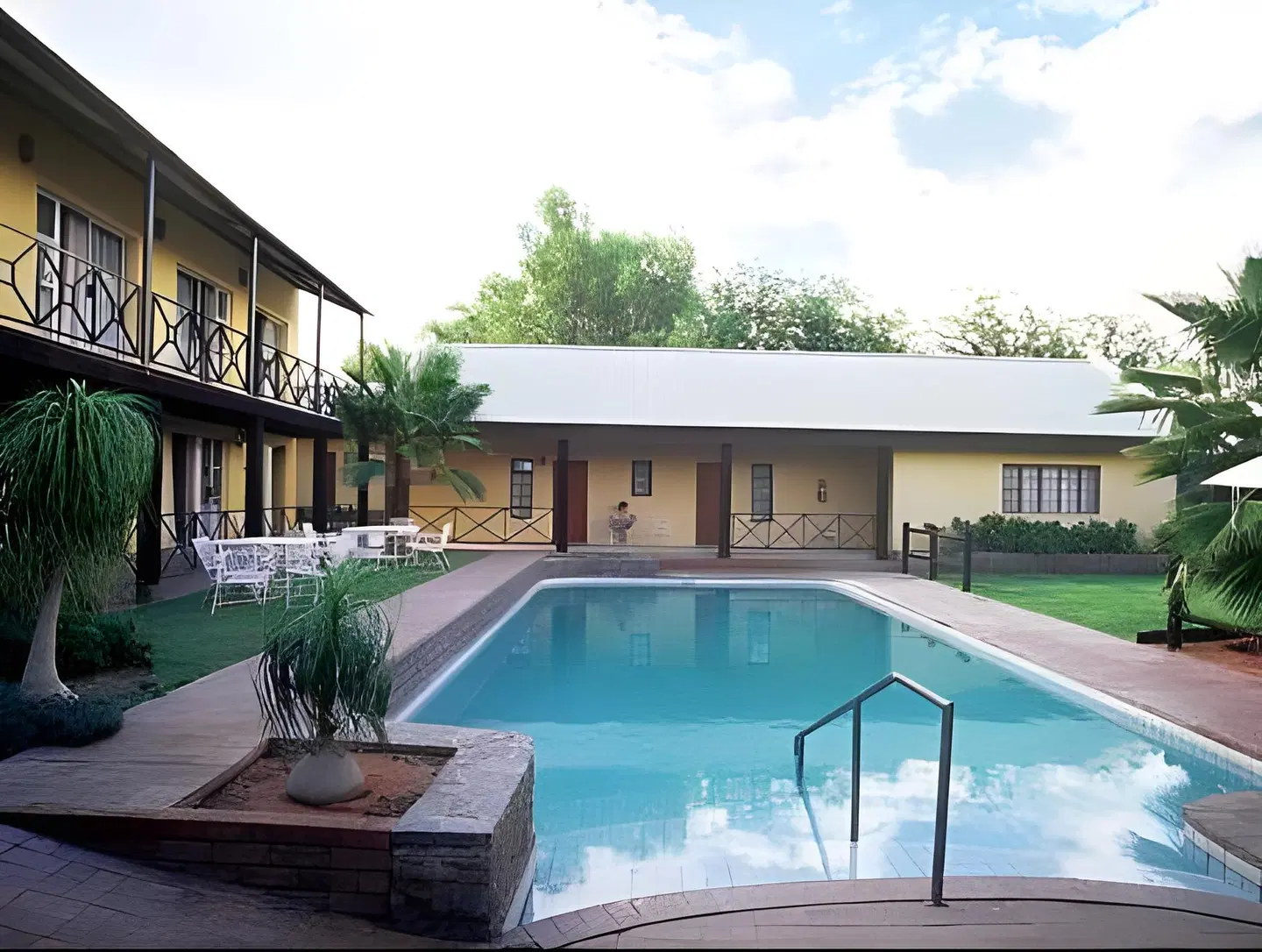 Auob Country Lodge OUTDOOR_POOL