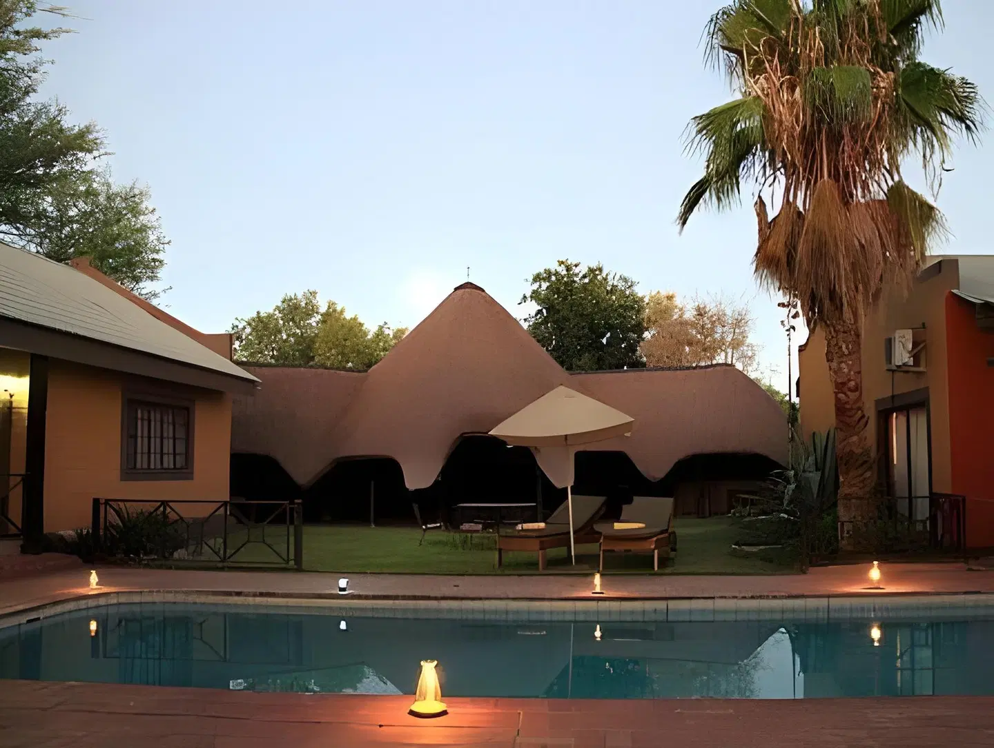 Auob Country Lodge OUTDOOR_POOL