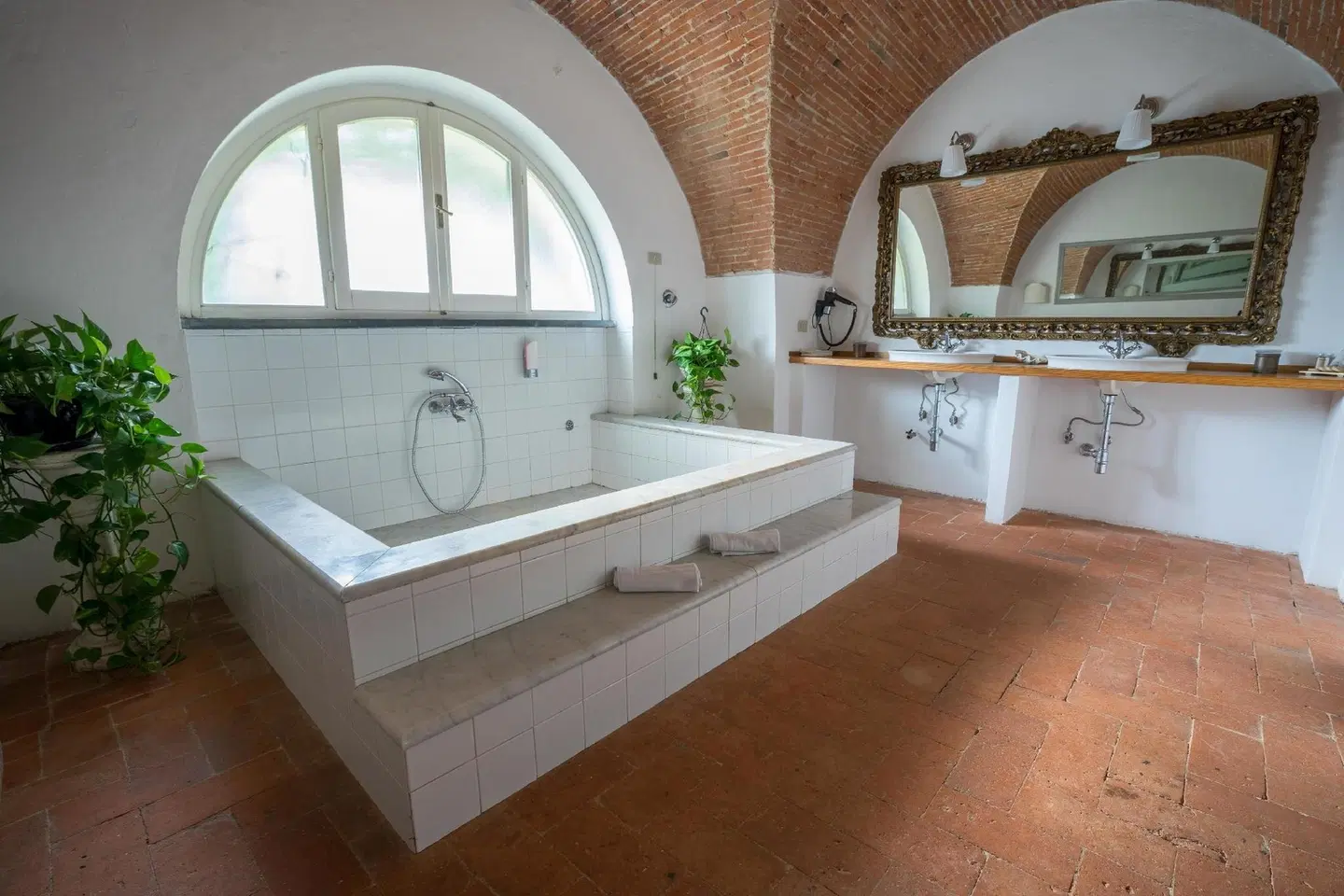Villa Sermolli Badezimmer