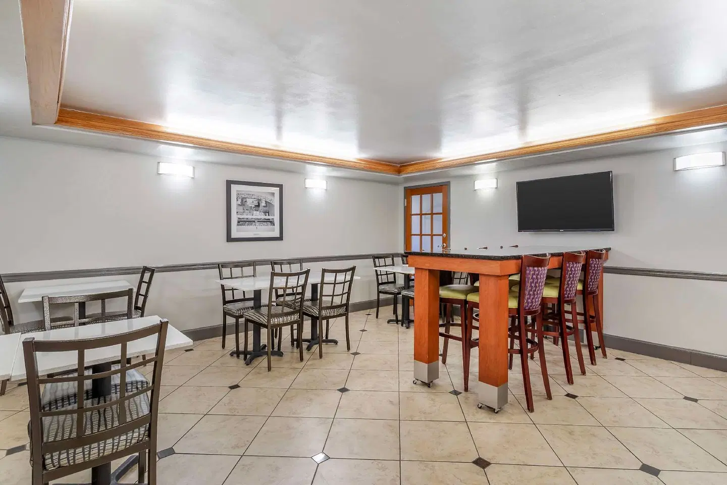 Best Western Plus Cedar Bluff Inn Restaurant