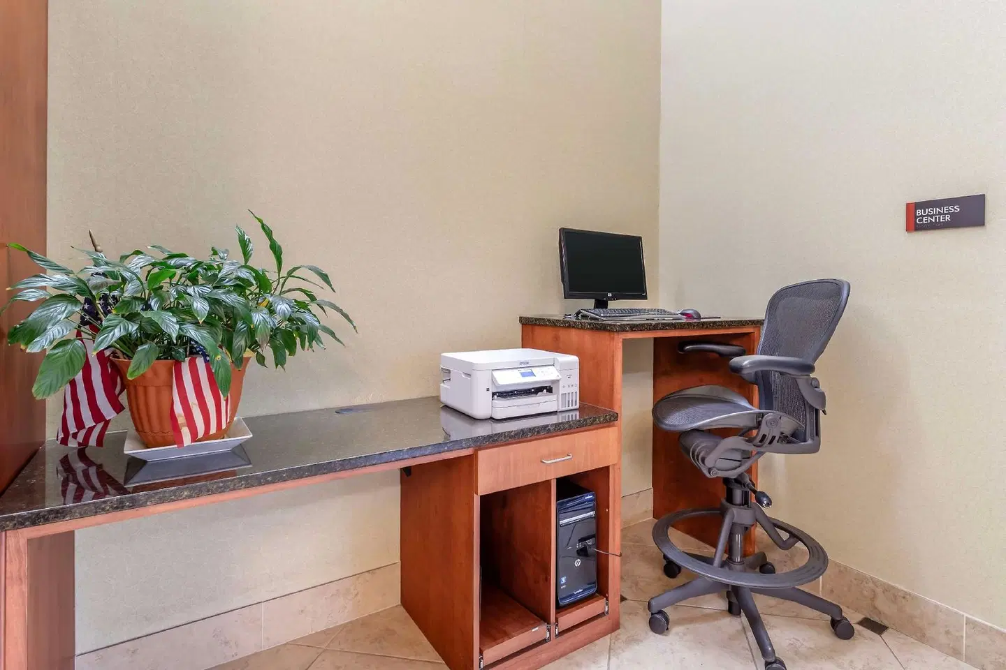 Best Western Plus Cedar Bluff Inn ROOM_EXAMPLE