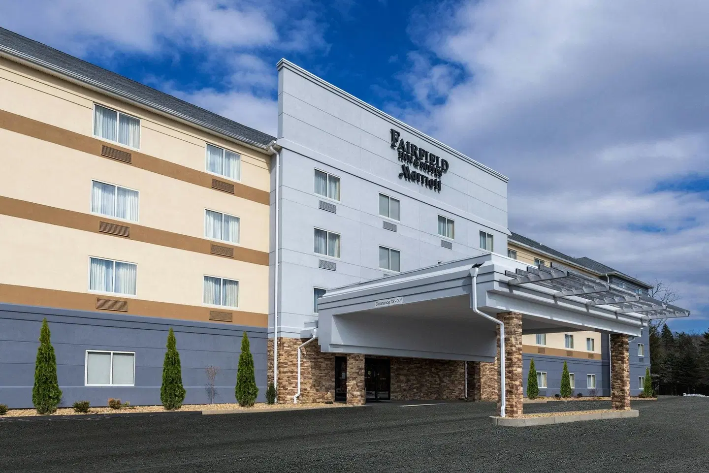 Fairfield by Marriott Inn & Suites Uncasville Groton Area EXTERIOR