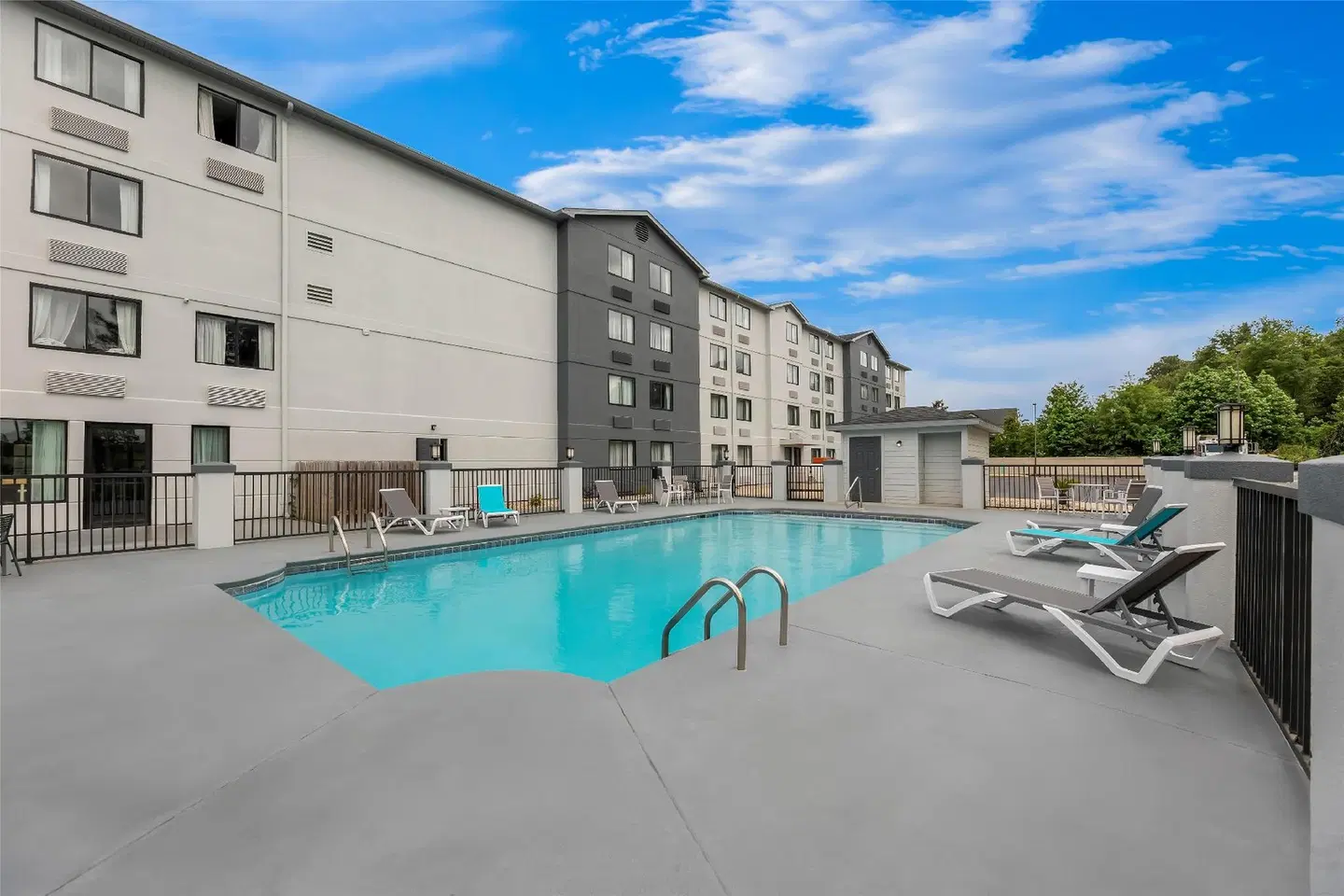 Spark by Hilton Biloxi Ocean Springs OUTDOOR_POOL