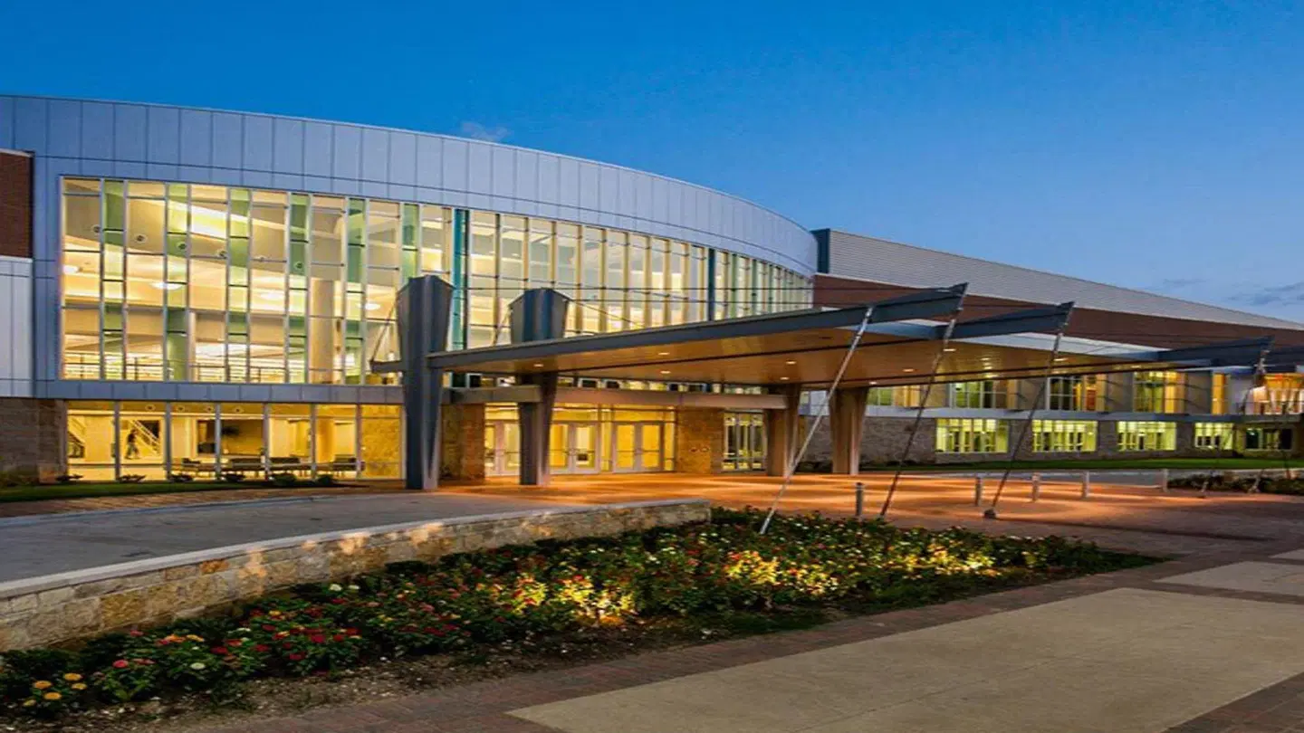 Holiday Inn Express & Suites Waco South by IHG EXTERIOR