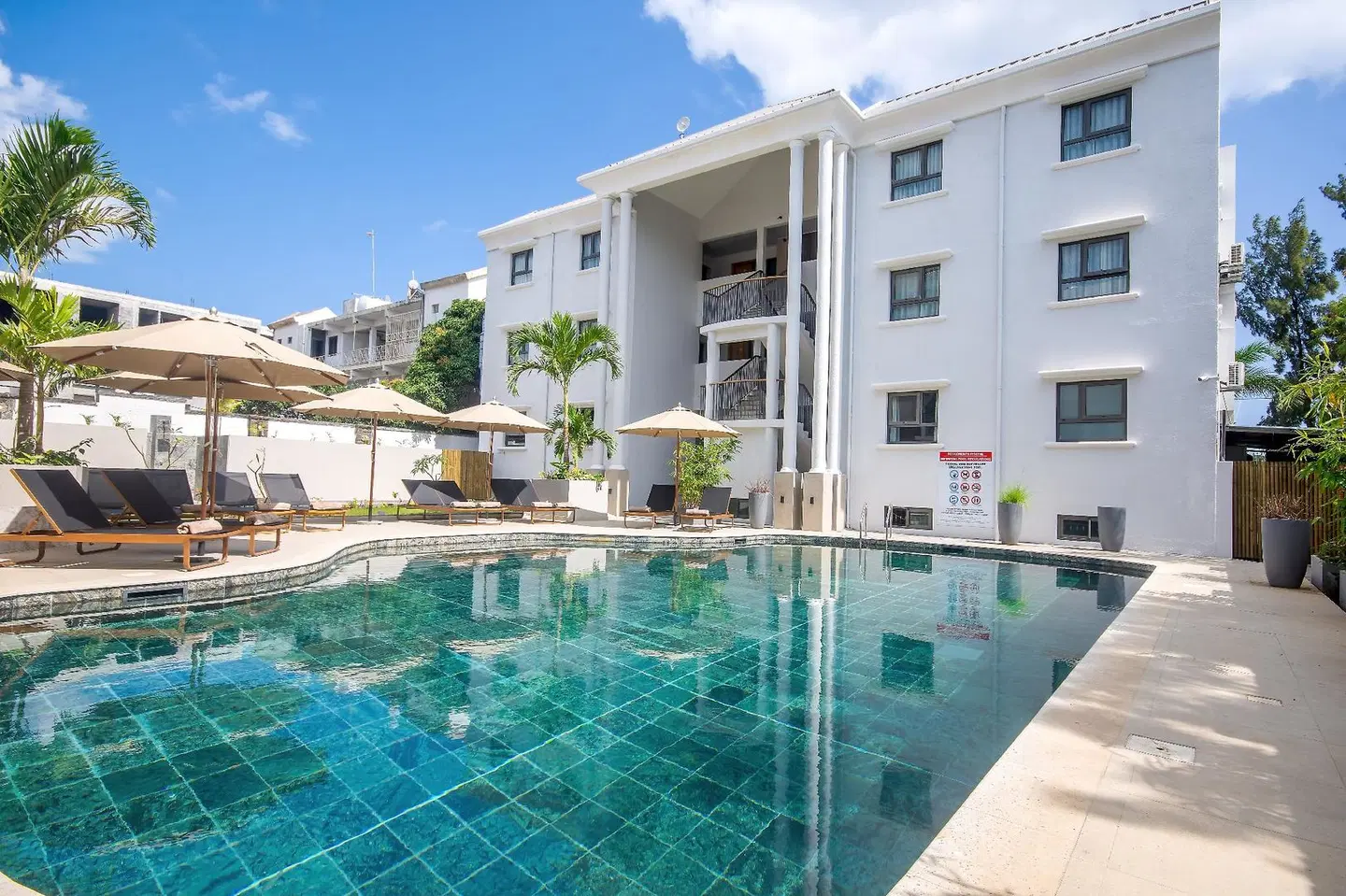 Gosun Beach Residence OUTDOOR_POOL