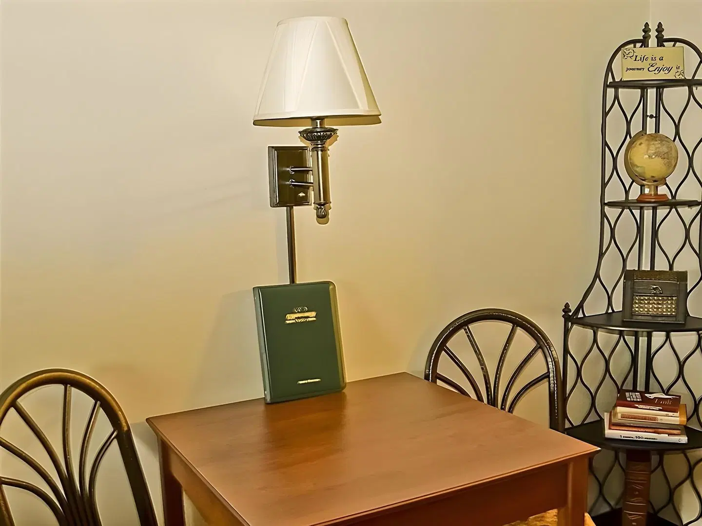 Expressway Suites Fargo ROOM_EXAMPLE