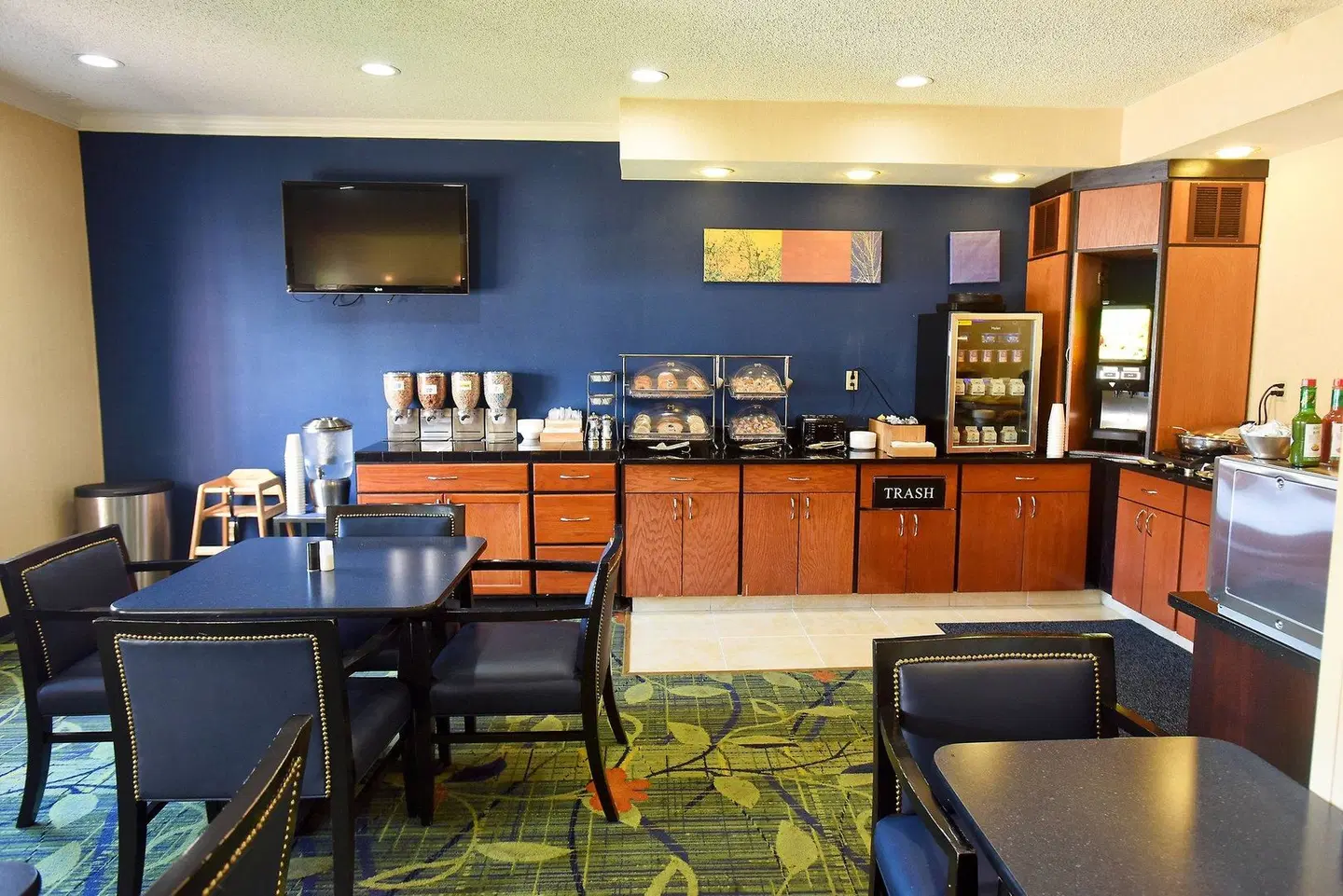 Fairfield Inn by Marriott Topeka Bar