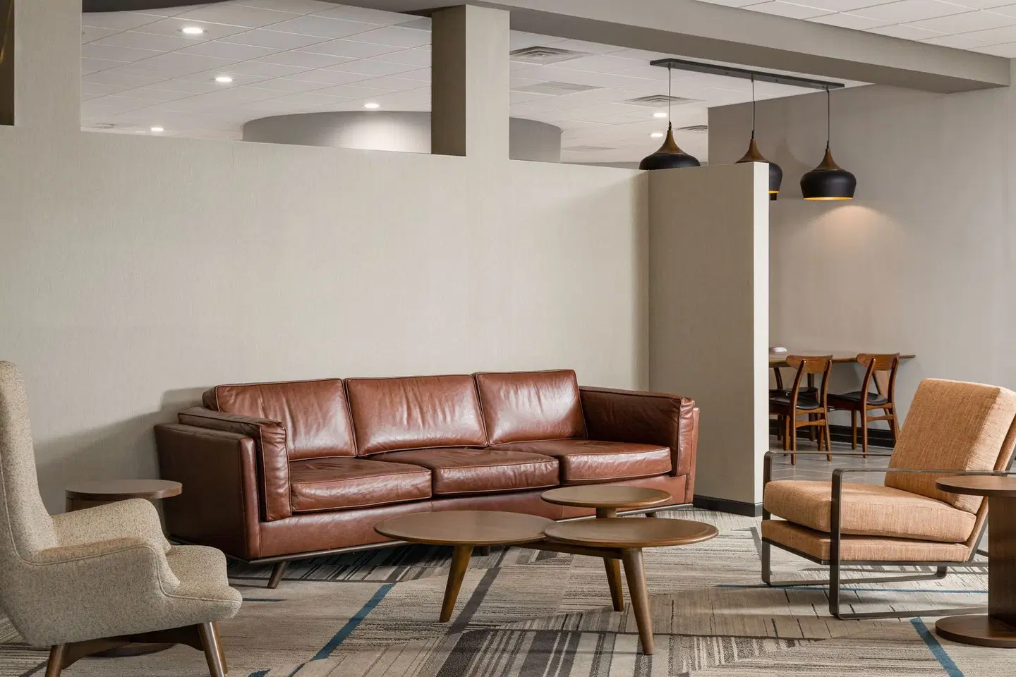 Four Points by Sheraton Milwaukee North Shore LOUNGE_LOBBY