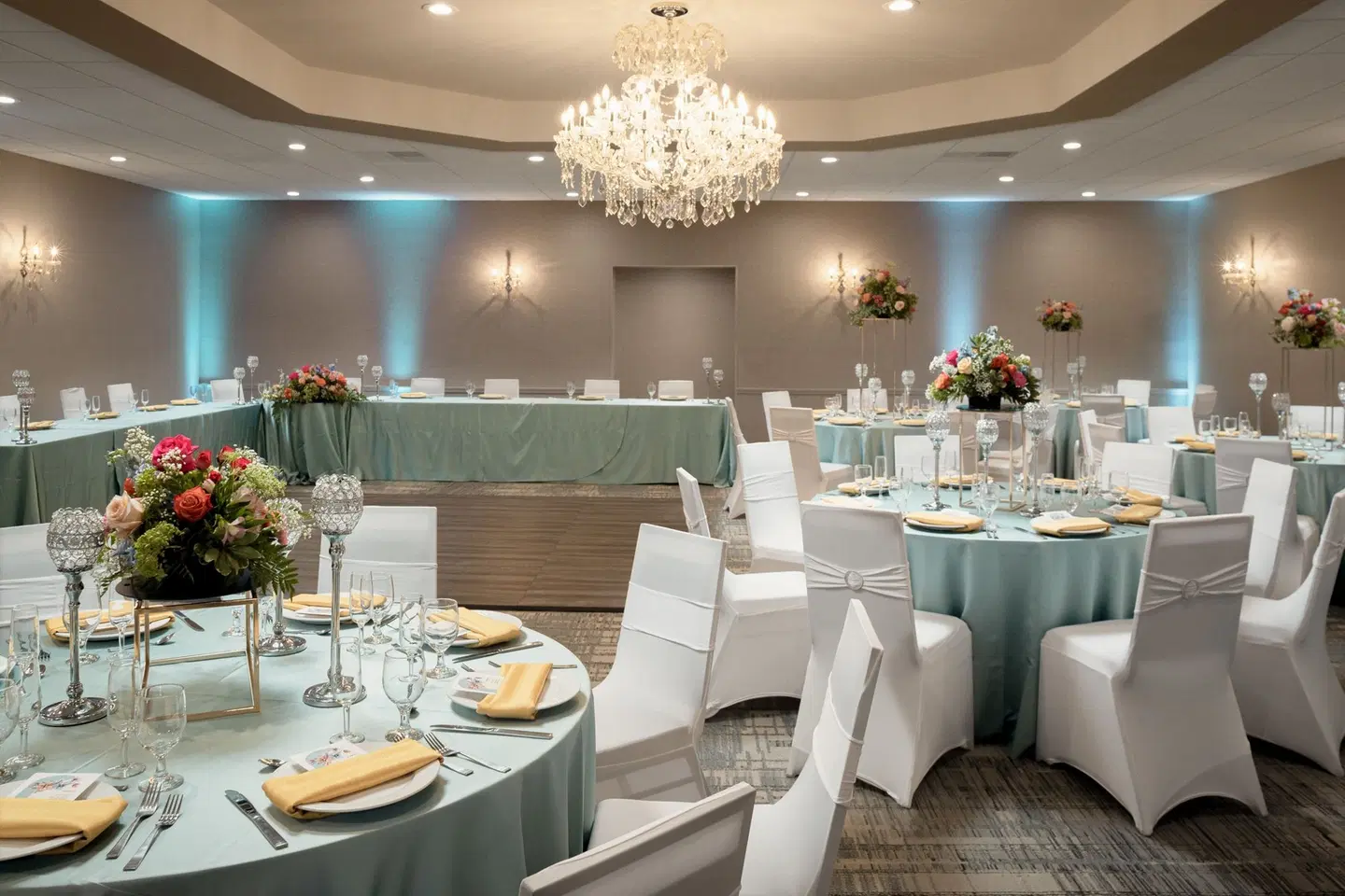 Four Points by Sheraton Milwaukee North Shore Restaurant
