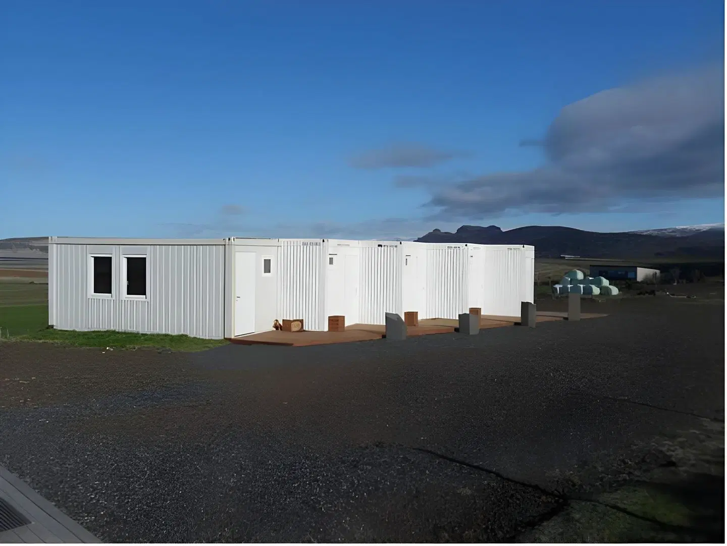 Guesthouse Reynir EXTERIOR