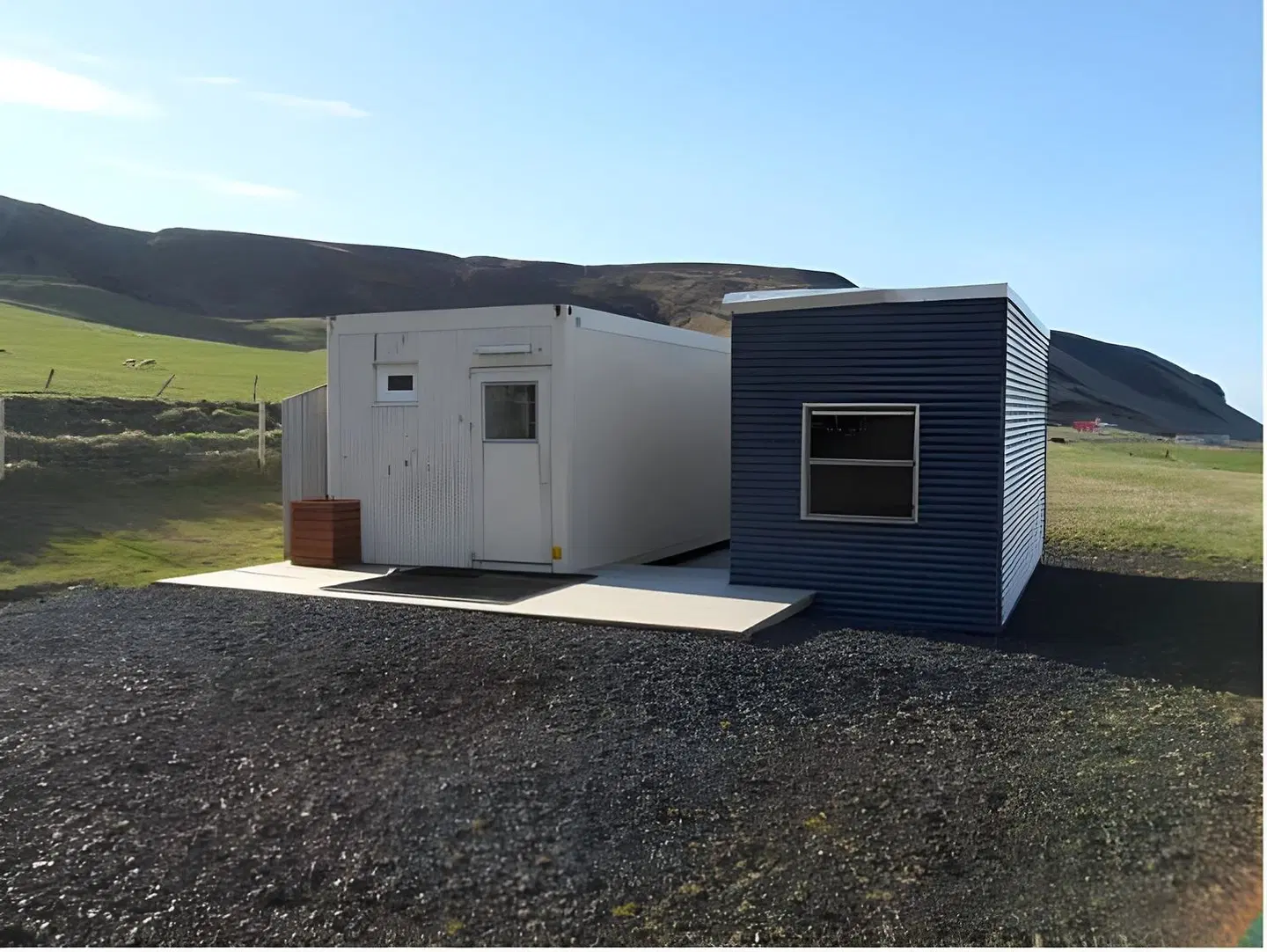 Guesthouse Reynir EXTERIOR
