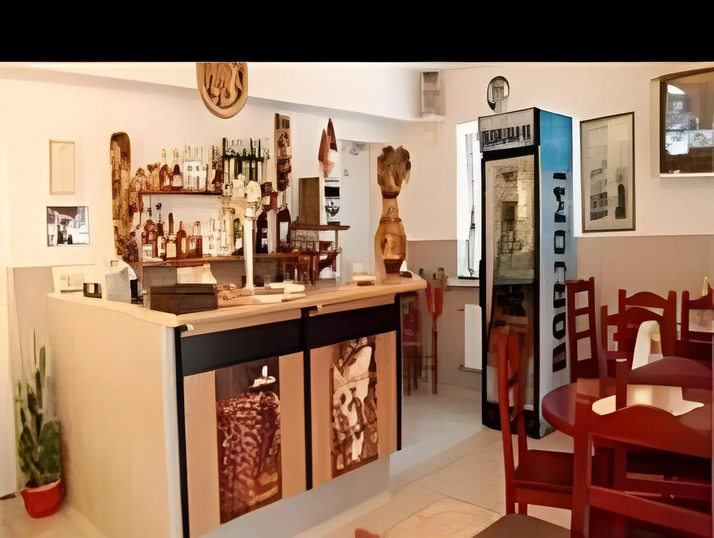 Hotel Jerevan Bar