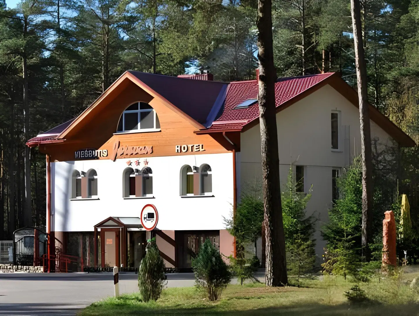 Hotel Jerevan EXTERIOR