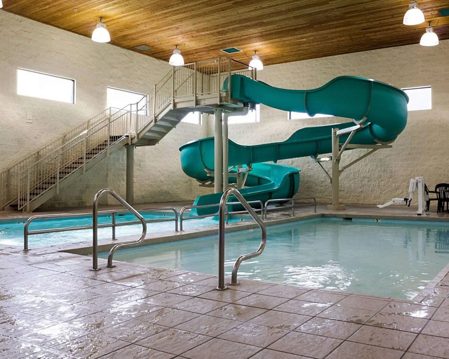 MainStay Suites OUTDOOR_POOL